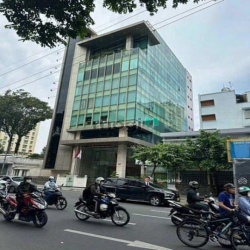 Mặt tiền đường Đông Du, Bến Nghé, Q.1. DT 5x30m (150m2) hầm 10 tầng