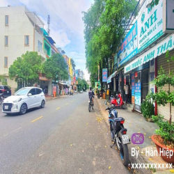 Bán Đất biệt thự mặt tiền đường 449 Lê Văn Việt, TNP A, Q9. DT : 270m2