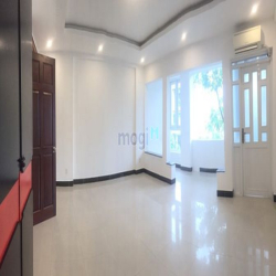 Bán nguyên căn nhà phố 5 lầu với 4PN lớn khu Hưng Gia 1, Phú Mỹ Hưng