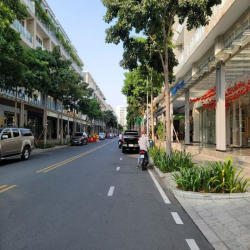 4300$ Một Tháng -Thuê Ngay Nhà Phố Sala Quận 2 - Thuận Tiện Di Chuyển.
