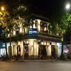 Cho thuê MBKD mặt phố HỒ ĐẮC ĐI - Mặt tiền 7m - View Hồ cực đỉnh