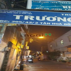 Nhà bán chính chủ zin 100% Giá 1ty800 chỉ bớt lộc