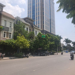 Cho thuê nhà Tố Hữu, KĐT Dương Nội, biệt thự 200m2, siêu đẹp giá 30tr