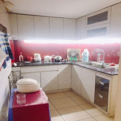 Bán nhà ngõ chợ khâm thiên, Đống Đa. Ngõ thông. 32m2. 3 tầng. 3.05 tỷ