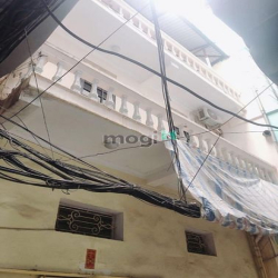 Bán nhà ngõ chợ khâm thiên, Đống Đa. Ngõ thông. 32m2. 3 tầng. 3.05 tỷ