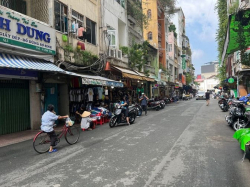 Bán Nhà Ngay Chợ Bến Thành, 15 Lưu Văn Lang, Bến Thành Quận 1