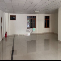 Cho thuê nhà mặt phố TRẦN KHÁT CHÂN, DT 200m2x5 tầng+hầm, MT 8m nở hậu