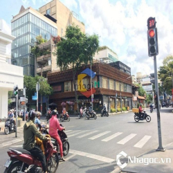 Cho thuê nhà GÓC 2MT đường Hai Bà Trưng & Nguyễn thị Minh Khai, Q1