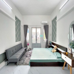 Căn hộ bancol full nt Ngay Âu Cơ - Trịnh Đình Trọng- Đại Học Văn Hiến