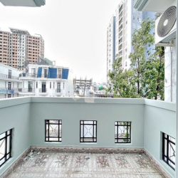 Căn hộ bancol full nt Ngay Âu Cơ - Trịnh Đình Trọng- Đại Học Văn Hiến
