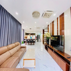 Biệt thự đơn lập Villa Park, full nội thất cao cấp - công viên sau nhà