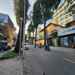 Rẻ 145tr! Cho thuê BT Trần Quốc Thảo, Quận 3 - 16*20m, 1 trệt, 1 lầu.