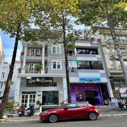 Sổ cầm tay bán gấp nhà khu phố người nước ngoài, 5 tầng, Phú Mỹ Hưng