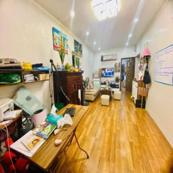 Bán gấp căn hộ tầng 2 - Trung tâm Đống Đa - Lô góc - 3 mặt thoáng