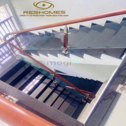 Bán căn nhà đẹp 1 trệt 2 lầu khu biệt thự bờ kè Bửu Long