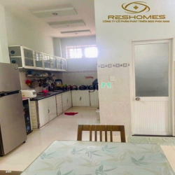 Bán căn nhà đẹp 1 trệt 2 lầu khu biệt thự bờ kè Bửu Long