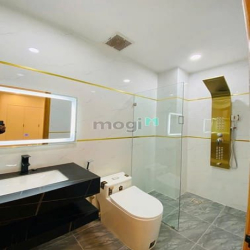 Bán Nhà Phố Đẹp Đường 10m Thông Cách Mạng Tháng 8, Phường 05, Tân Bình