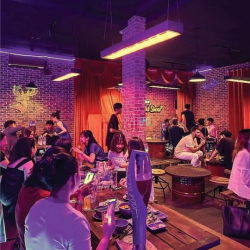 Chính Chủ Cho Thuê Quán BEER GARDEN Trần Não - Quận 2. DT: 200m
