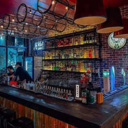 Chính Chủ Cho Thuê Quán BEER GARDEN Trần Não - Quận 2. DT: 200m