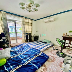 Bán nhà gần Trường Đại Học Thực Phẩm hẻm oto 55m2 2 tầng chỉ 5.1 tỷ