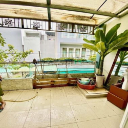 Bán nhà gần Trường Đại Học Thực Phẩm hẻm oto 55m2 2 tầng chỉ 5.1 tỷ