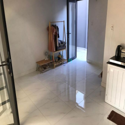 Tìm 1 bạn nữ ở ghép Q9, ưu tiên sạch sẽ ít đồ