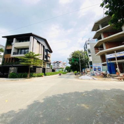 Bán nền KDC Huy Hoàng vị trí siêu đẹp DT 160m2 giá 24.8 tỷ  alo e Nhi