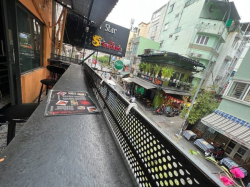 Mặt bằng Bùi Viện - 7x15, 2 tầng view ban công - Có sẵng nội thất quán