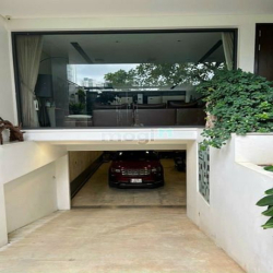 Bán Biệt Thự đường Nguyễn Hoàng P. An Phú 140m2 giá 36 tỷ, alo em Nhi