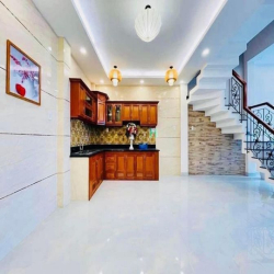 Bán nhà đẹp hẻm xe hơi 106/11 Đường số 14, P8, Gò Vấp (Quang Trung)