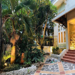 Cho thuê biệt thự sân vườn cạnh sông khu compound Fideco Thảo Điền