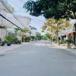 Nhà mới đẹp 3 tầng, HXH Dương Cát Lợi Thị trấn Nbe. 4*14, 5,4 tỷ.