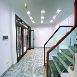 Bán nhà Đội Cấn, Ba Đình, Nhà mới, Ở ngay, 48m2 5 Tầng, giá 5.95 tỷ
