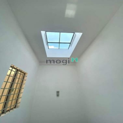 Nhà đường Đình Nghi Xuân, 92m² Ngang 5M hiếm, Trệt 2 Lầu 5PN HXH thông
