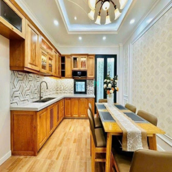 Bán Nhà Đẹp 3 Tầng - HXT- 80m2- Nhỉnh 2 Tỷ 8 - Dương Quảng Hàm -P6-Gv