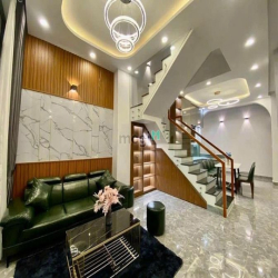 Nhà mới xây 4 lầu full nội thất 4,05m x 14m. NH 6,5m giá chỉ 8,2 tỷ