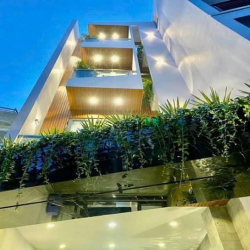 Nhà mới xây 4 lầu full nội thất 4,05m x 14m. NH 6,5m giá chỉ 8,2 tỷ