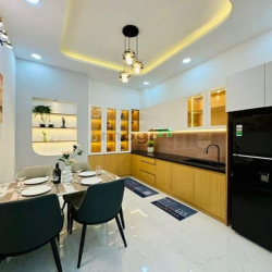 Cần Bán Nhanh Gấp Căn Thích Quảng Đức P5 Phú Nhuận ,SHR,Giá 2tỷ1,64m2