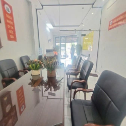 Bán khách sạn 5 tầng mặt tiền Phạm Văn Đồng Hiệp Bình Chánh 150m2 20Tỷ