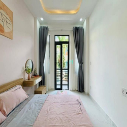Cần Bán Nhanh Gấp Căn Thích Quảng Đức P5 Phú Nhuận ,SHR,Giá 2tỷ1,64m2