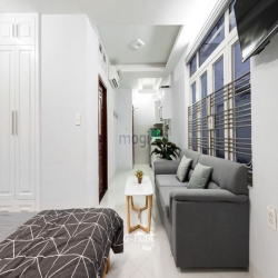 Studio Sang Trọng Lý Tự Trọng Q1_Bancol_Thang máy_Trống sẵn