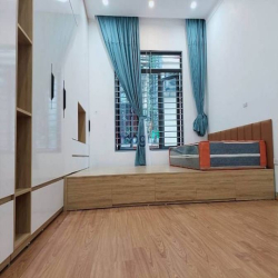 Bán nhanh nhà ngõ Láng Hạ, giá 6.9 tỷ, 52m2x4T, có sân rộng, ẢNH THẬT