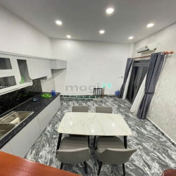 Bán nhà đường nội bộ 8m 451/ Tô Hiến Thành, P.14, Q10.