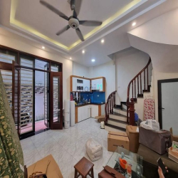 Bán nhà Yên Hòa, Cầu Giấy 15m mặt phố, nhà đẹp, ở sướng.