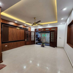 Bán nhà phố Đại La Hai Bà Trưng ôtô KD 45m 4T MT4.5m giá 7.2 tỷ