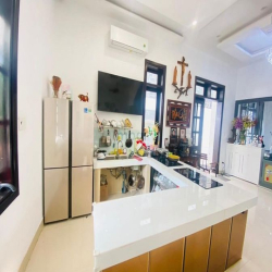 Biệt thự Đặng Thùy Trâm rộng 15m 240m2 5lầu mái Thái view sông 27.5 tỷ