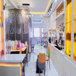 phan huy ích, 5 tầng, hẻm xe tải né, vị trí siêu đẹp