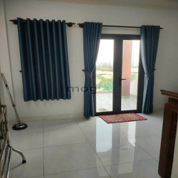 Bán nhà trệt 3 lầu đường Trương Văn Thành, Hiệp Phú , Quận 9 - 4PN
