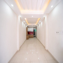 CMT8 - HXH 7 Chỗ Hẻm Thông - 64M2 - Nhà Mới ĐẸP BTCT.
