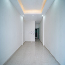 CMT8 - HXH 7 Chỗ Hẻm Thông - 64M2 - Nhà Mới ĐẸP BTCT.
